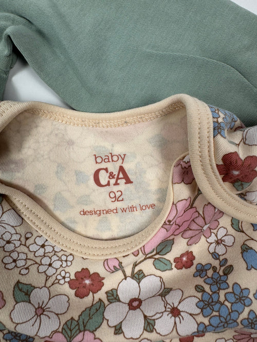 2 Bodys von C&A, Gr. 92