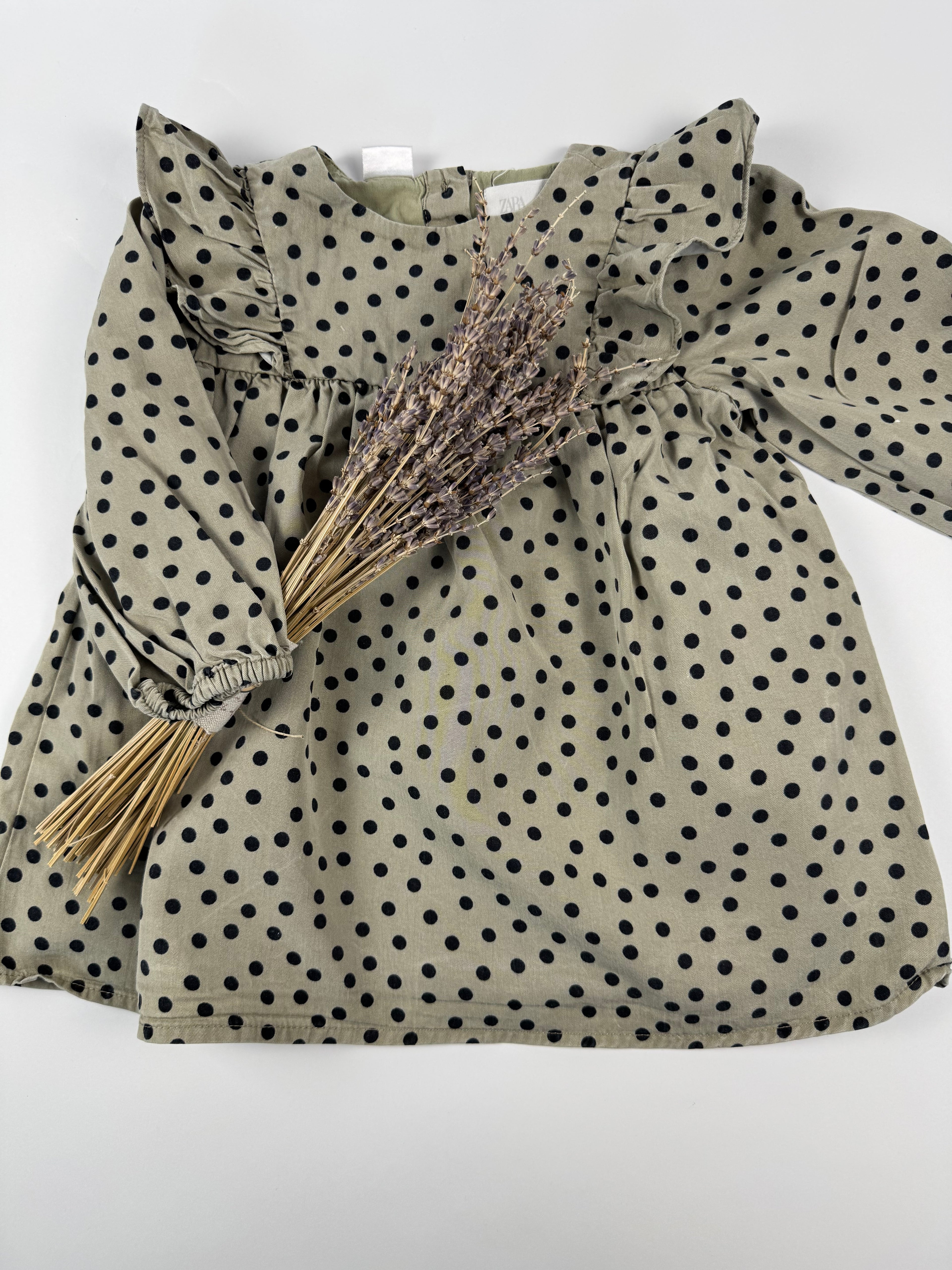 Kleid von Zara Gr. 86