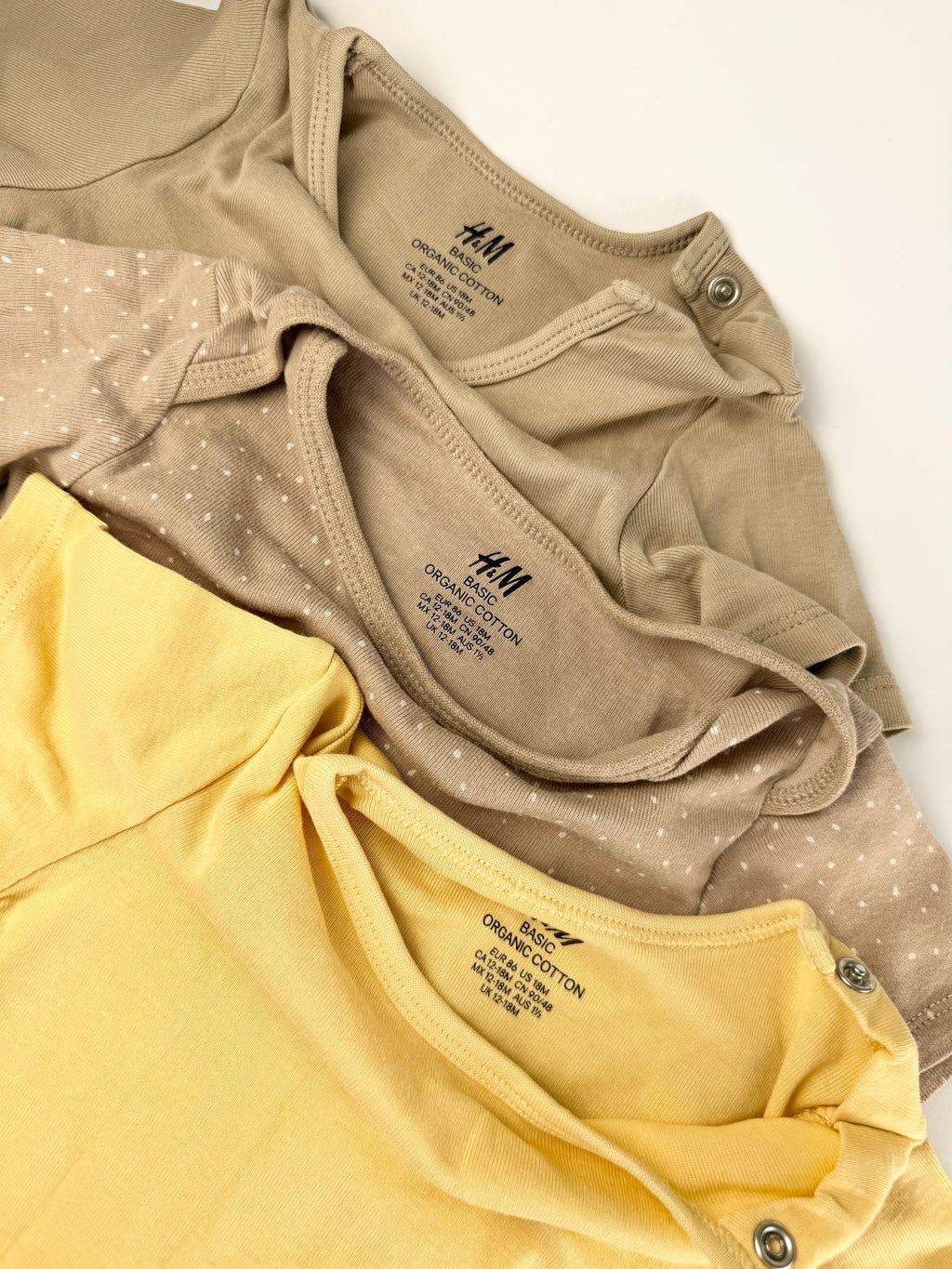 3 Kurzarmbodys von H&M, Gr. 86