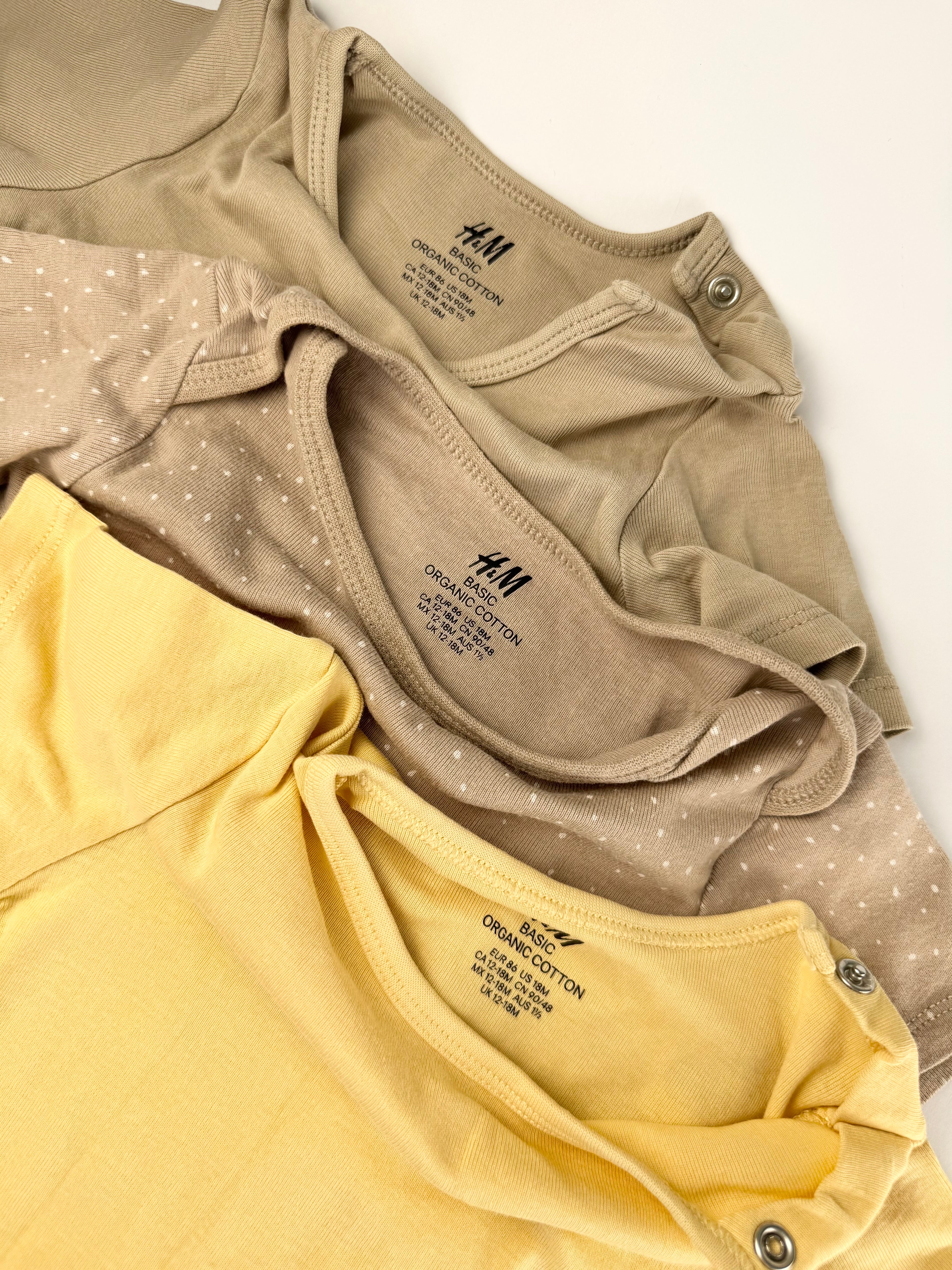 3 Kurzarmbodys von H&M, Gr. 86