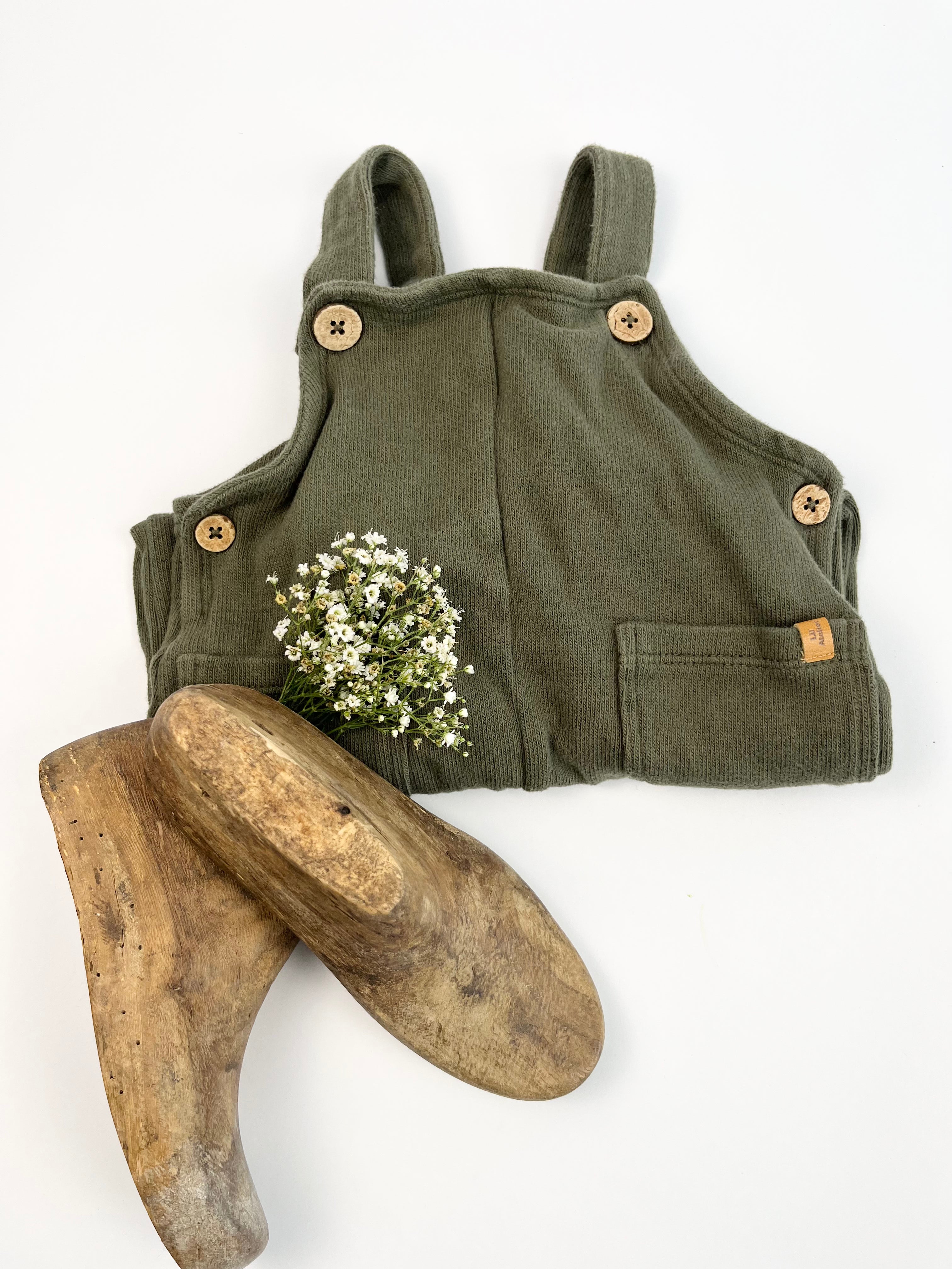 Latzhose von Lil Atelier, Gr. 68