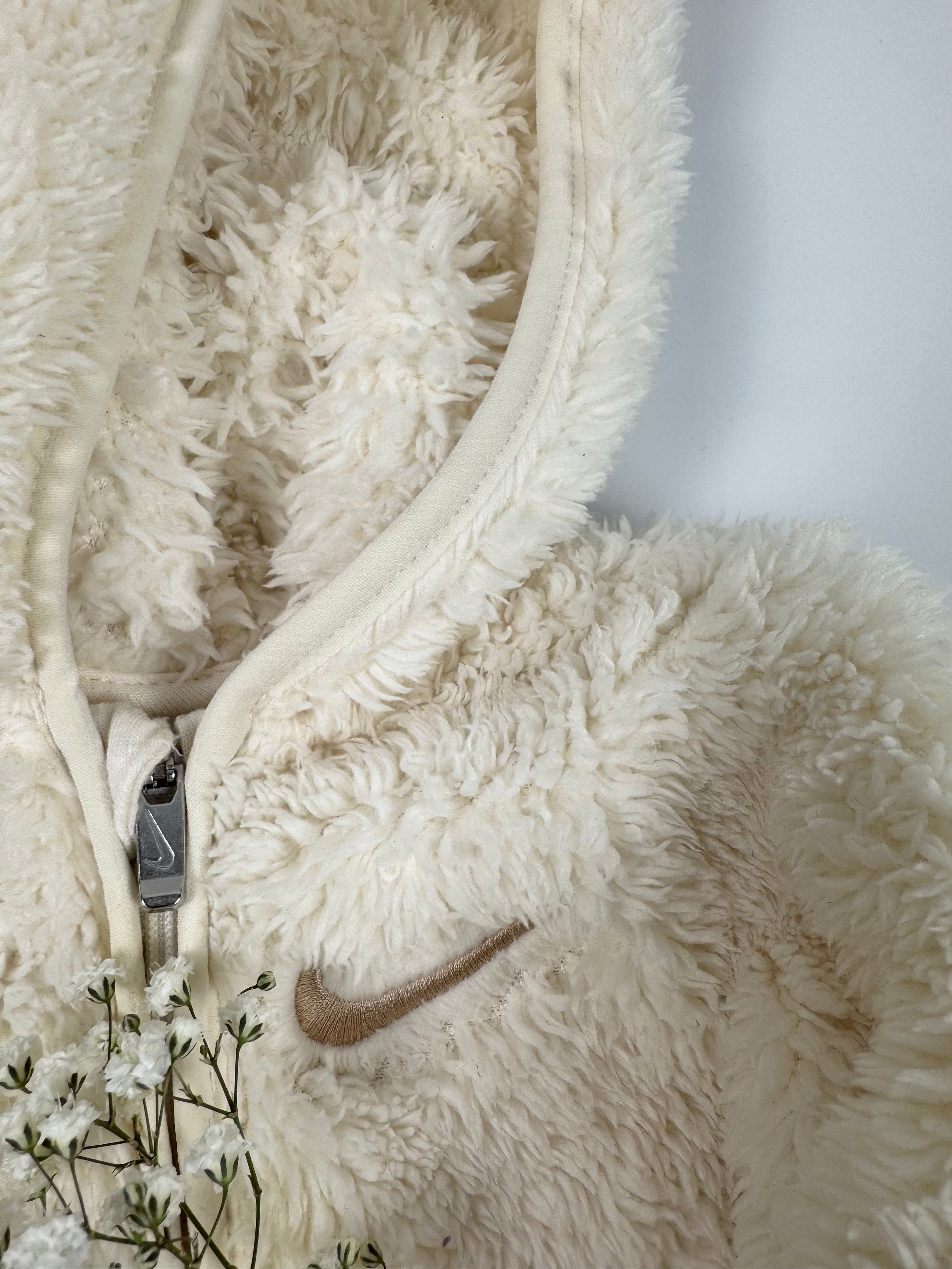 Teddyanzug von Nike, Gr. 56