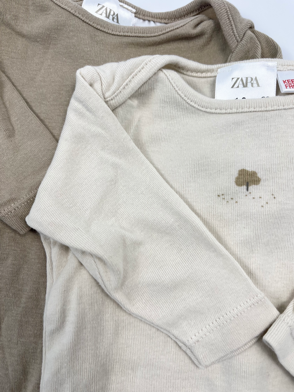 Bodys von Zara, Gr. 62